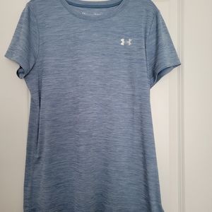 Women's under armour shirt